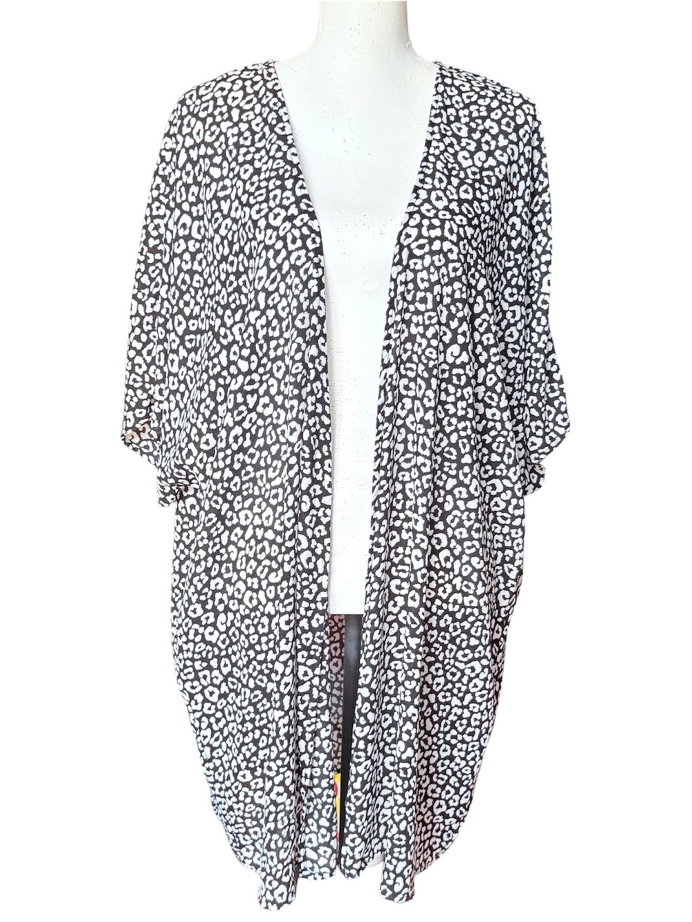 Socialite Curve leopard print duster/cardigan/kimono/swim coverup Women’s 2x | e